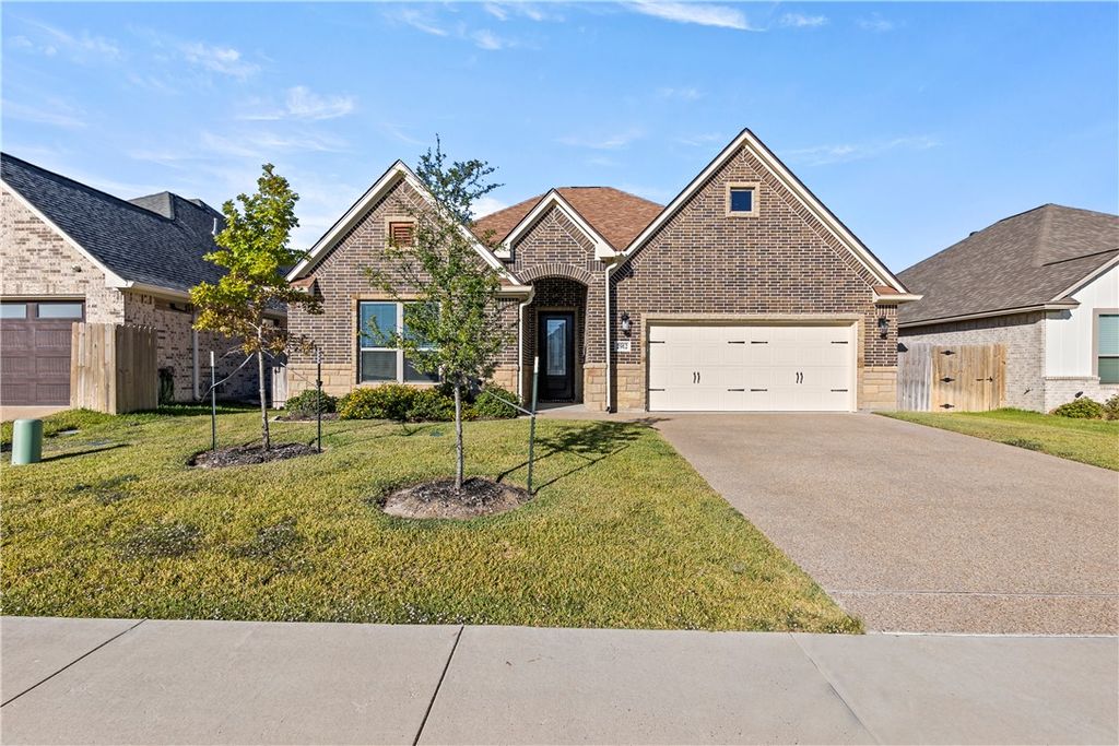 Photo of 2912 Goldberg Drive, Bryan, TX 77808 (MLS # 25011486)