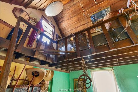 Tiny photo for 600 W Wm J Bryan Parkway, Bryan, TX 77803 (MLS # 26002520)