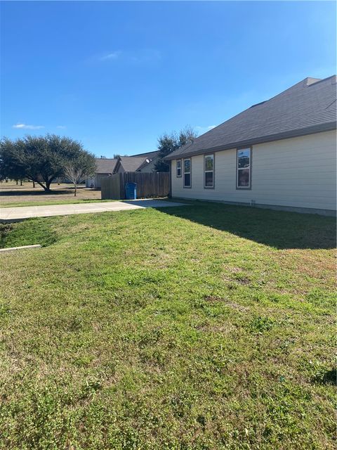 Tiny photo for 101 Dove Landing Court, Navasota, TX 77868 (MLS # 26000742)