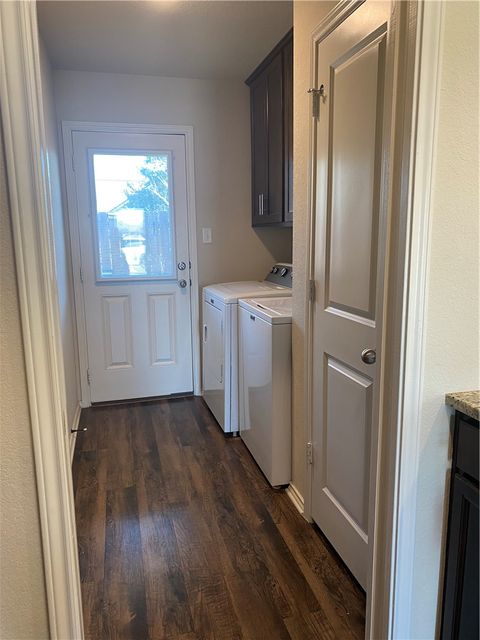 Tiny photo for 101 Dove Landing Court, Navasota, TX 77868 (MLS # 26000742)