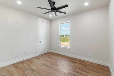 Tiny photo for 7822 Mathis Creek Dr DR, Bryan, TX 77808 (MLS # 26005759)