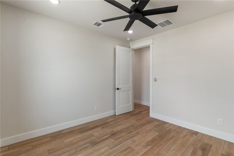 Tiny photo for 7822 Mathis Creek Dr DR, Bryan, TX 77808 (MLS # 26005759)
