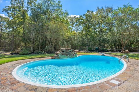 Tiny photo for 1018 Peach Creek Cut Off Road, College Station, TX 77845 (MLS # 26001076)