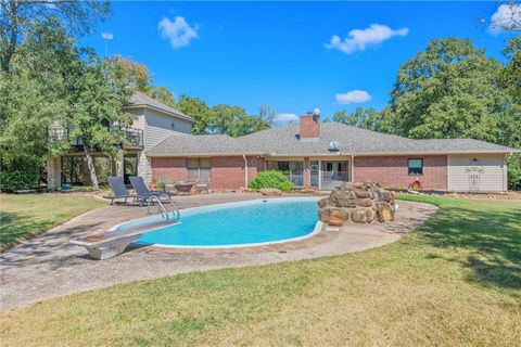 Tiny photo for 1018 Peach Creek Cut Off Road, College Station, TX 77845 (MLS # 26001076)