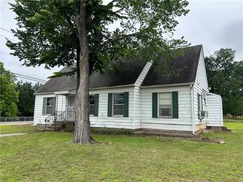 Photo of 1217 E 27th Street, Bryan, TX 77803 (MLS # 26005612)