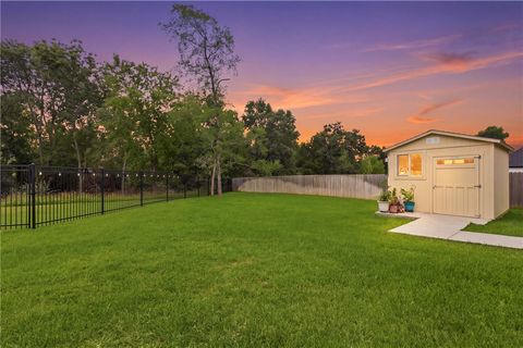 Tiny photo for 3320 Stoneleigh Road, Bryan, TX 77808 (MLS # 26006064)