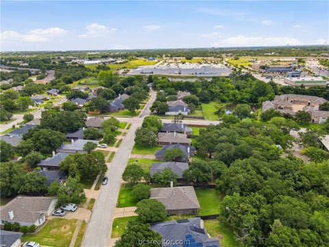 Tiny photo for 1707 Beaver Pond Court, Bryan, TX 77807 (MLS # 26007029)
