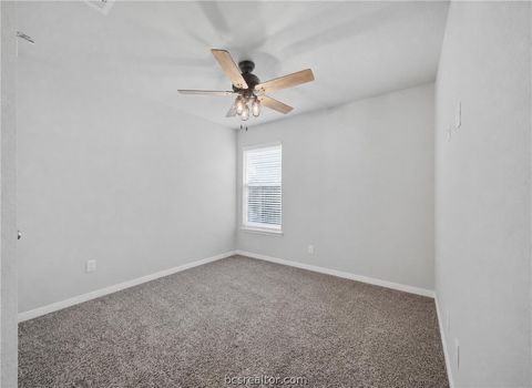 Tiny photo for 203 36th Ridge Rdg, Caldwell, TX 77836 (MLS # 26005337)