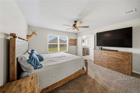Tiny photo for 203 36th Ridge Rdg, Caldwell, TX 77836 (MLS # 26005337)