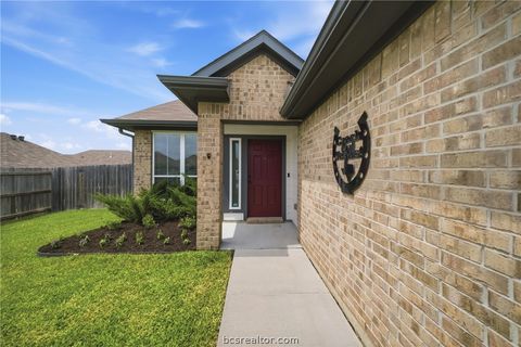 Tiny photo for 203 36th Ridge Rdg, Caldwell, TX 77836 (MLS # 26005337)