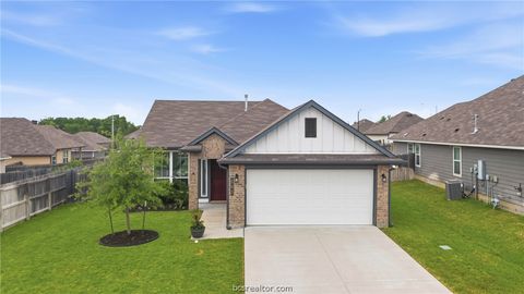 Tiny photo for 203 36th Ridge Rdg, Caldwell, TX 77836 (MLS # 26005337)