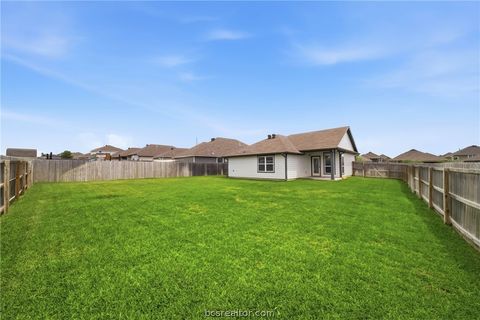 Tiny photo for 203 36th Ridge Rdg, Caldwell, TX 77836 (MLS # 26005337)