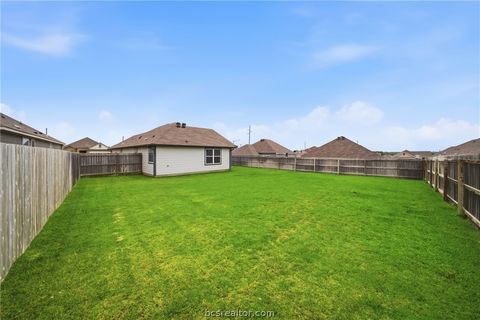 Tiny photo for 203 36th Ridge Rdg, Caldwell, TX 77836 (MLS # 26005337)