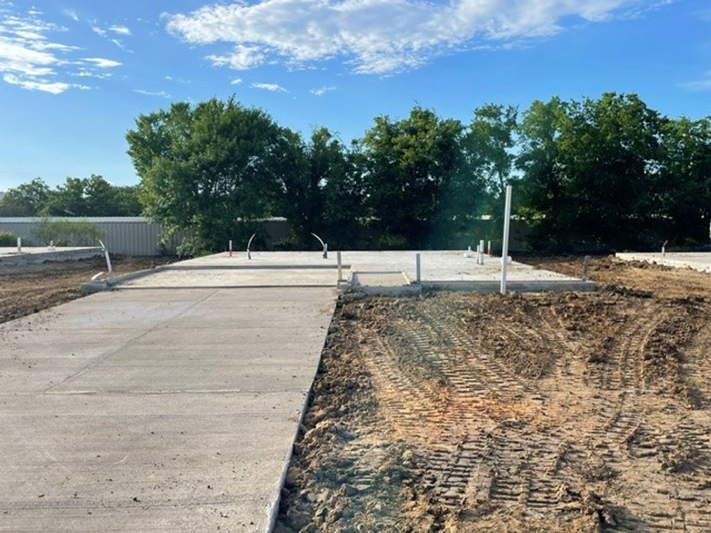Photo of 202 Paco Loop, Caldwell, TX 77836 (MLS # 26006711)