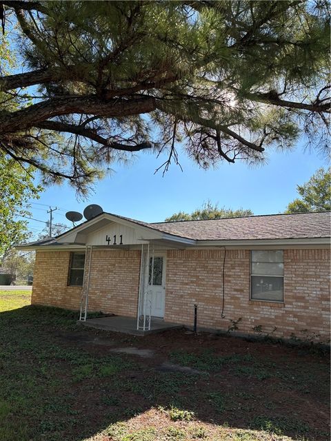 411 Hickory Calvert TX 77837