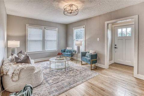 Tiny photo for 408 N Hunt Street, Bellville, TX 77418 (MLS # 26005253)