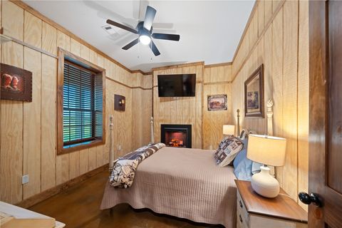 Tiny photo for 1402 Eagle Ferry Road, Other, TX 77514 (MLS # 25009029)