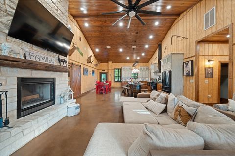 Tiny photo for 1402 Eagle Ferry Road, Other, TX 77514 (MLS # 25009029)