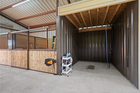 Tiny photo for 1402 Eagle Ferry Road, Other, TX 77514 (MLS # 25009029)