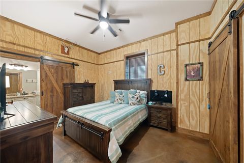 Tiny photo for 1402 Eagle Ferry Road, Other, TX 77514 (MLS # 25009029)