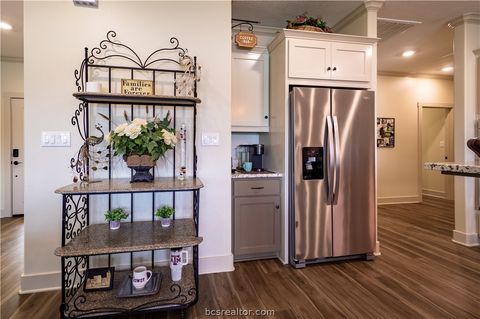 Tiny photo for 11 Dogwood, Hilltop Lakes, TX 77871 (MLS # 26008713)