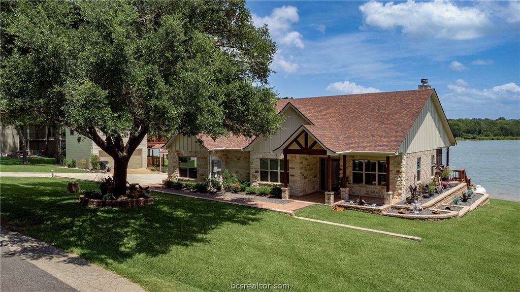 Photo of 11 Dogwood, Hilltop Lakes, TX 77871 (MLS # 26008713)