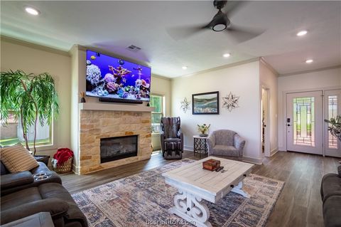 Tiny photo for 11 Dogwood, Hilltop Lakes, TX 77871 (MLS # 26008713)