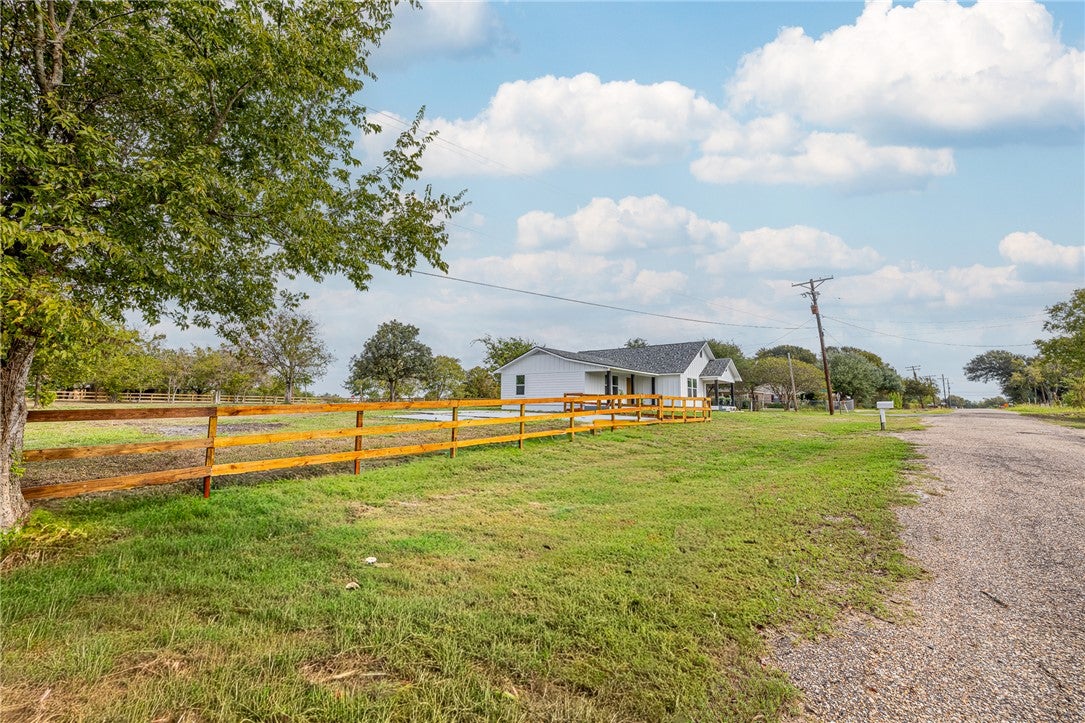 302 Southern Oaks Drive