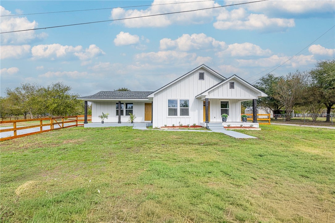 302 Southern Oaks Drive