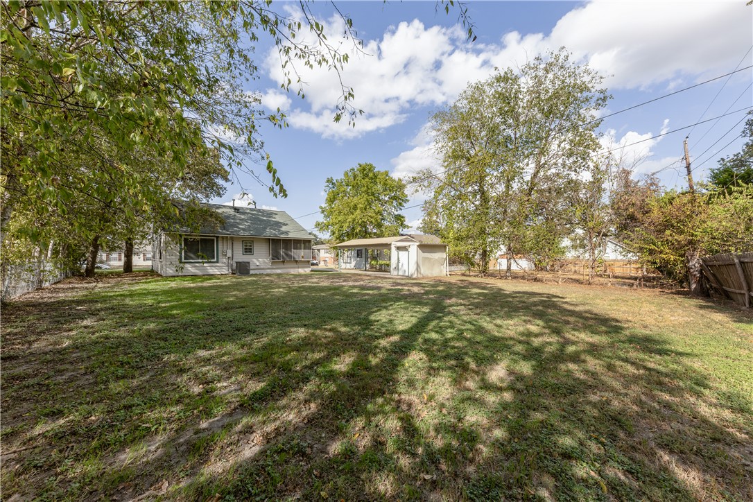 Bryan, Texas 77802, United States, 2 Bedrooms Bedrooms, ,2 BathroomsBathrooms,Residential,Pending,35196