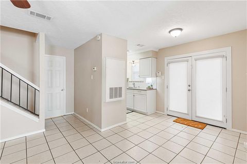 Tiny photo for 1904 Dartmouth Building I, Unit 1 Street, College Station, TX 77840 (MLS # 26002885)