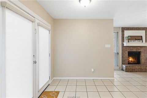 Tiny photo for 1904 Dartmouth Building I, Unit 1 Street, College Station, TX 77840 (MLS # 26002885)
