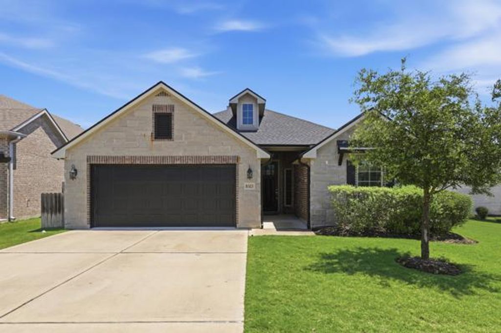 Photo of 6323 Southern Cross Drive, College Station, TX 77845 (MLS # 26005446)