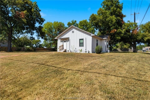 Tiny photo for 808 N Washington Avenue, Bryan, TX 77803 (MLS # 26011013)