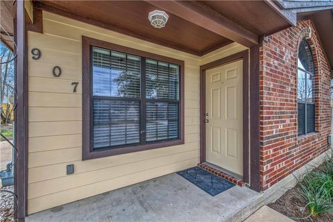 Tiny photo for 907 W 16th Street, Bryan, TX 77803 (MLS # 26002817)