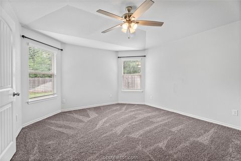 Tiny photo for 1939 Thorndyke Lane, Bryan, TX 77807 (MLS # 26006300)