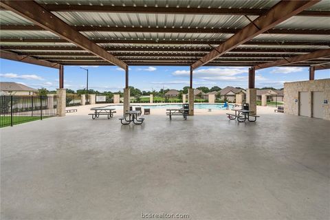 Tiny photo for 1939 Thorndyke Lane, Bryan, TX 77807 (MLS # 26006300)