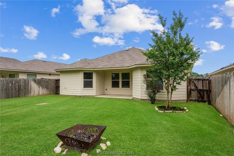 Tiny photo for 1939 Thorndyke Lane, Bryan, TX 77807 (MLS # 26006300)