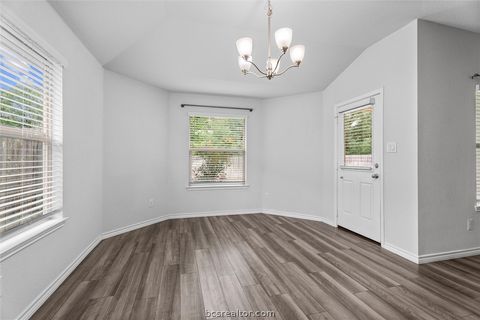 Tiny photo for 1939 Thorndyke Lane, Bryan, TX 77807 (MLS # 26006300)