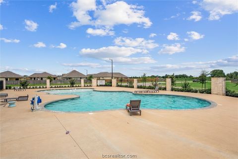 Tiny photo for 1939 Thorndyke Lane, Bryan, TX 77807 (MLS # 26006300)