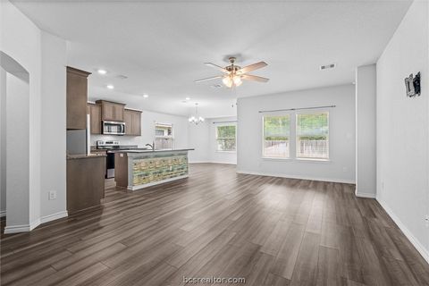 Tiny photo for 1939 Thorndyke Lane, Bryan, TX 77807 (MLS # 26006300)