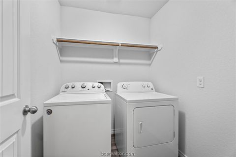 Tiny photo for 1939 Thorndyke Lane, Bryan, TX 77807 (MLS # 26006300)