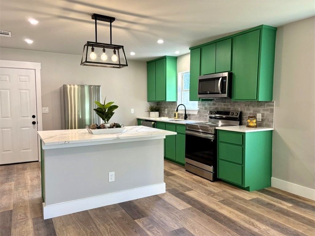 Photo of 1902 N. Fannin Ave., Cameron, TX 76520 (MLS # 25011492)