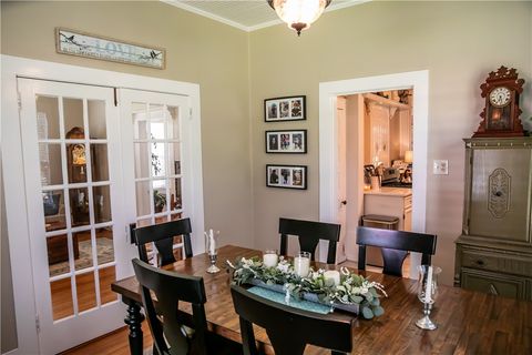 Tiny photo for 401 N Colorado Street, Burton, TX 77835 (MLS # 26008763)