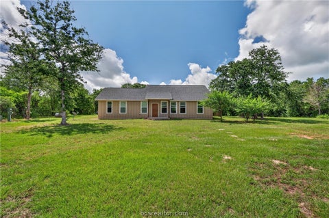 Tiny photo for 1872 Morgan Lane, Franklin, TX 77856 (MLS # 26006652)