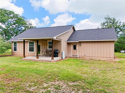 Tiny photo for 1872 Morgan Lane, Franklin, TX 77856 (MLS # 26006652)