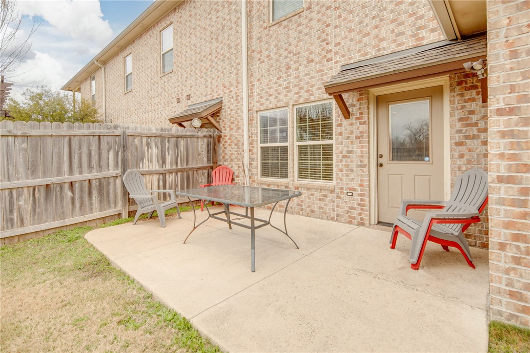 College Station, Texas 77845, United States, 4 Bedrooms Bedrooms, ,5 BathroomsBathrooms,Residential,Active,3209