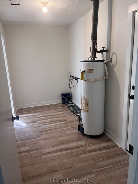 Tiny photo for 508 Rose Marie Boulevard, Hearne, TX 77859 (MLS # 26002661)