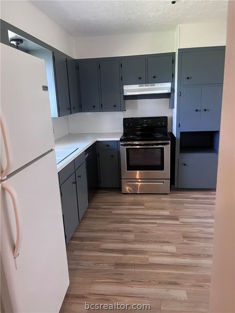 Tiny photo for 508 Rose Marie Boulevard, Hearne, TX 77859 (MLS # 26002661)