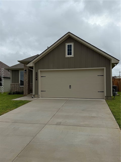 Tiny photo for 109 Hejl Drive, Caldwell, TX 77836 (MLS # 26011949)